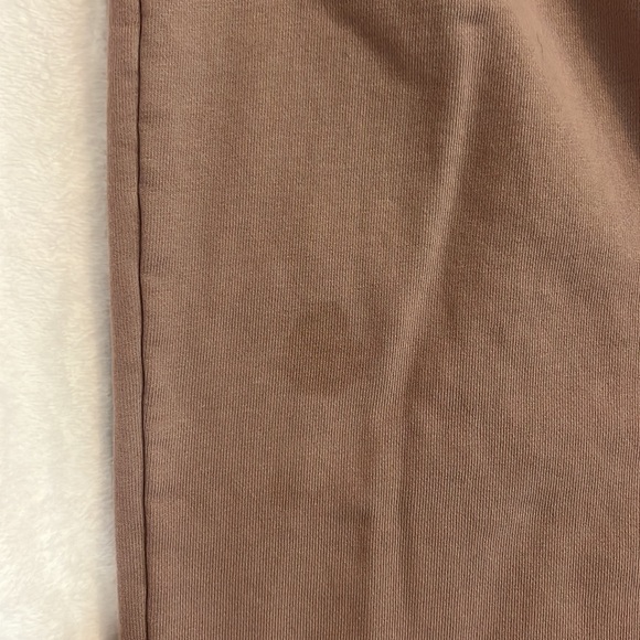 Brandy Melville Rosa Sweatpants Taupe - Picture 5 of 5